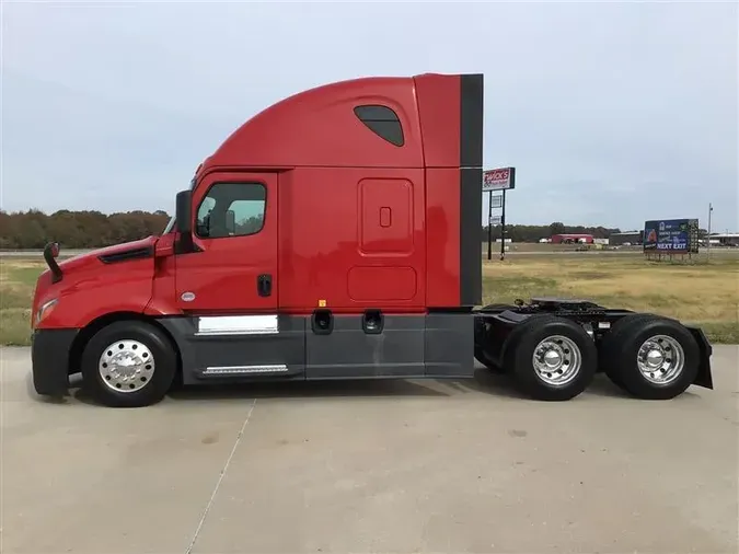 2020 FREIGHTLINER CASCADIA