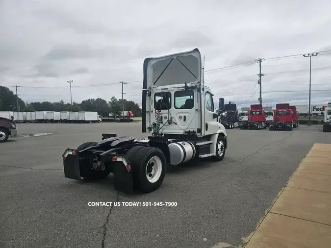 2018 FREIGHTLINER/MERCEDES CASCADIA 113