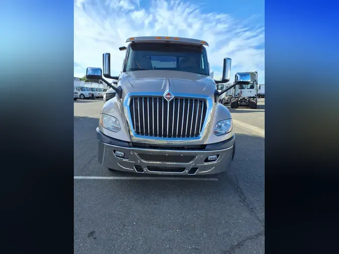 2019 NAVISTAR INTERNATIONAL LT625 DAYCAB S/A904a1ad4626276648b7fc345c78087a8