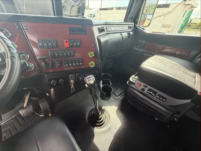 2020 Western Star 5700