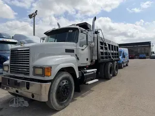 2006 MACK CHN613