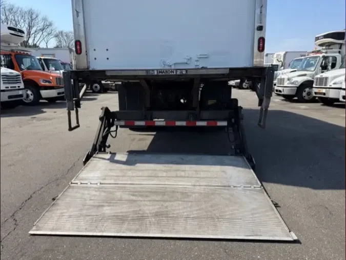 2019 FREIGHTLINER/MERCEDES M2 106