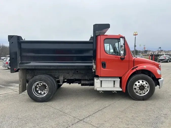 2018 Freightliner M2 106