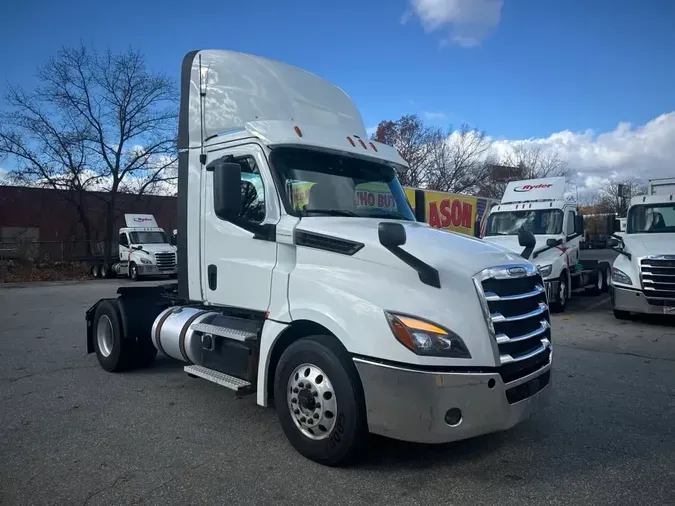 2019 FREIGHTLINER/MERCEDES NEW CASCADIA 126