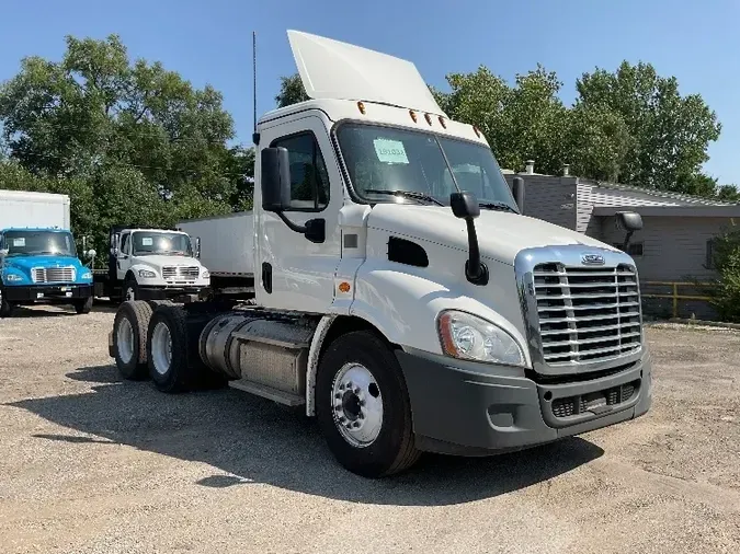 2018 Freightliner X11364ST905adb3e51e44c0d1740a6f7a2925c82