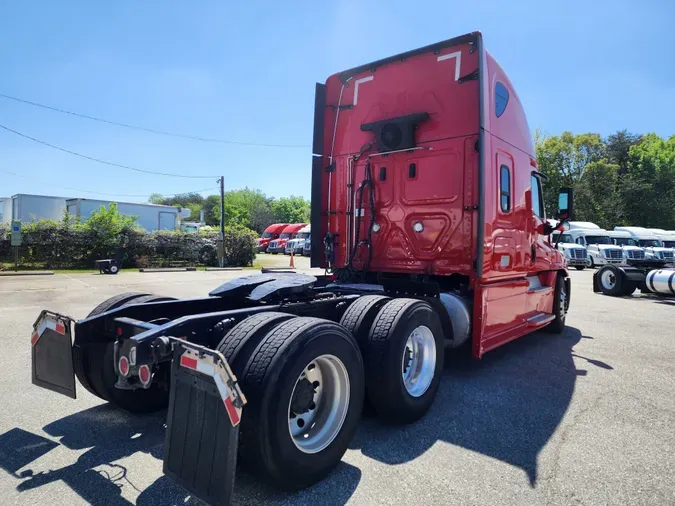 2020 FREIGHTLINER/MERCEDES CASCADIA 125