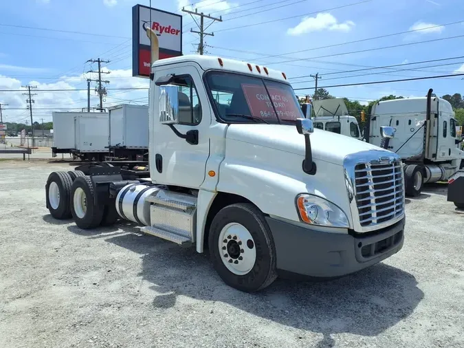 2019 FREIGHTLINER/MERCEDES CASCADIA 125