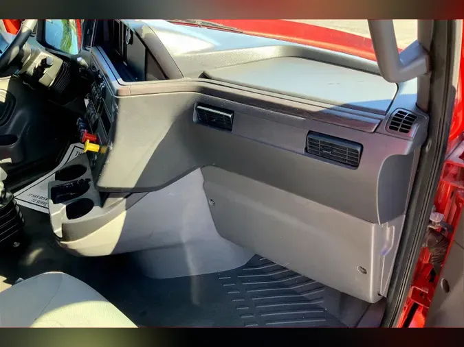 2023 INT LT625 6X4905e136dc3374c41e8479d5ef490d180