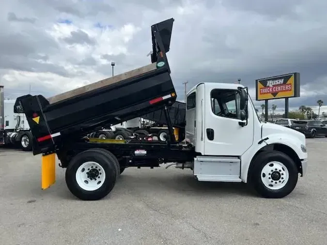 2022 Freightliner Business Class M2 106