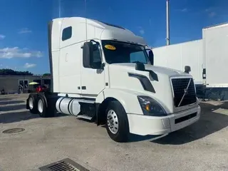 2017 VOLVO VN 630