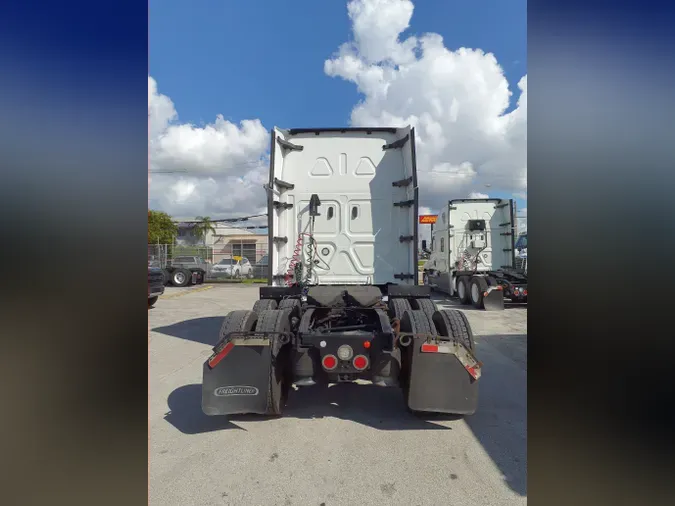 2020 FREIGHTLINER/MERCEDES NEW CASCADIA PX12664