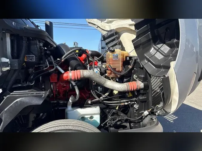 2022 INTERNATIONAL LT