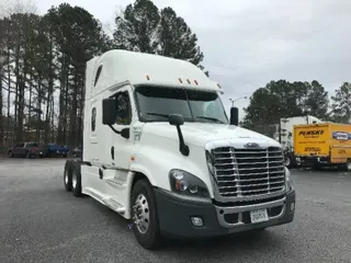 2017 FREIGHTLINER X12564ST
