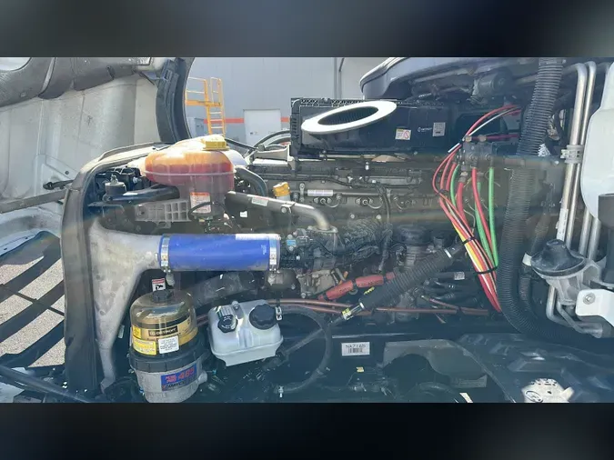 2022 Freightliner Cascadia 1269070eb3140f3fddfb01bcd4bf3b955ba