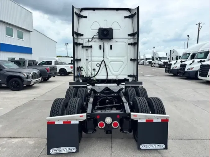 2022 Freightliner PT126SLP