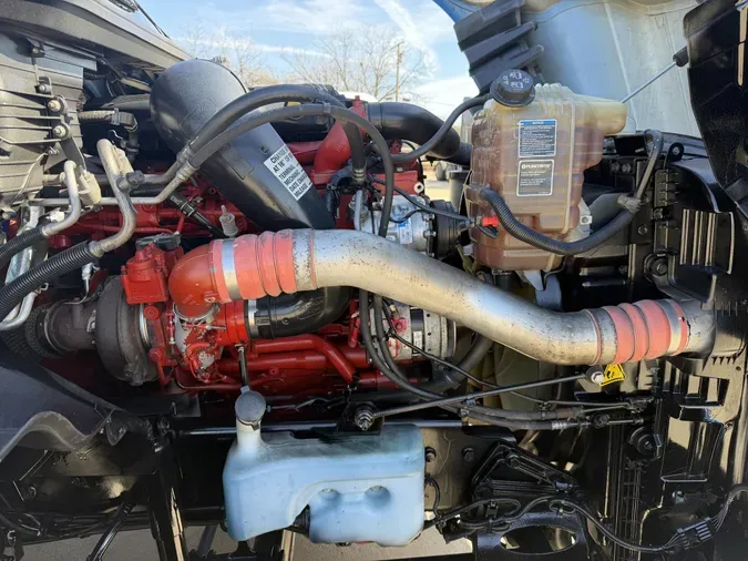 2022 International LT625