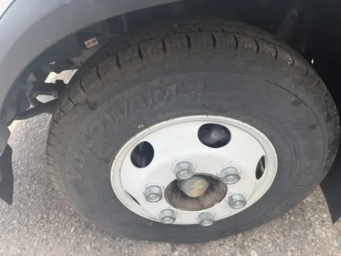 2019 ISUZU NPR HD
