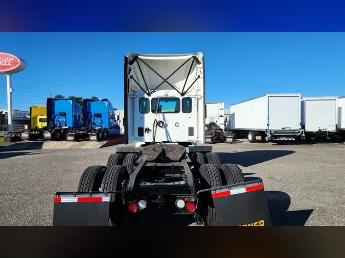 2021 Peterbilt 579