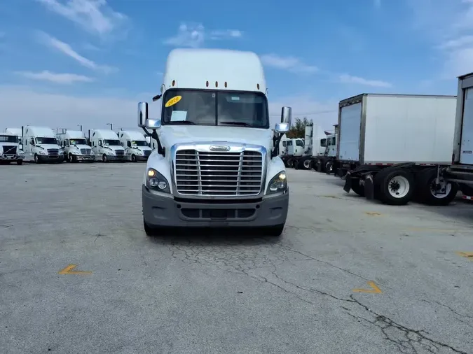 2020 FREIGHTLINER/MERCEDES CASCADIA 125