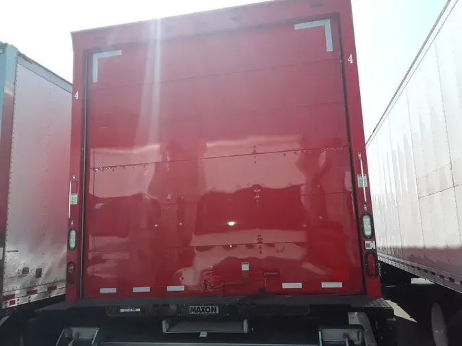 2016 FREIGHTLINER M2 106