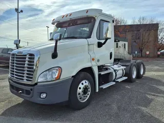 2020 FREIGHTLINER/MERCEDES CASCADIA 125