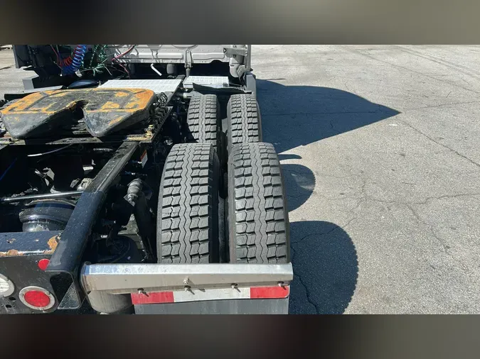 2024 Freightliner Cascadia 126