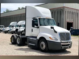 2021 INT LT625 6x4
