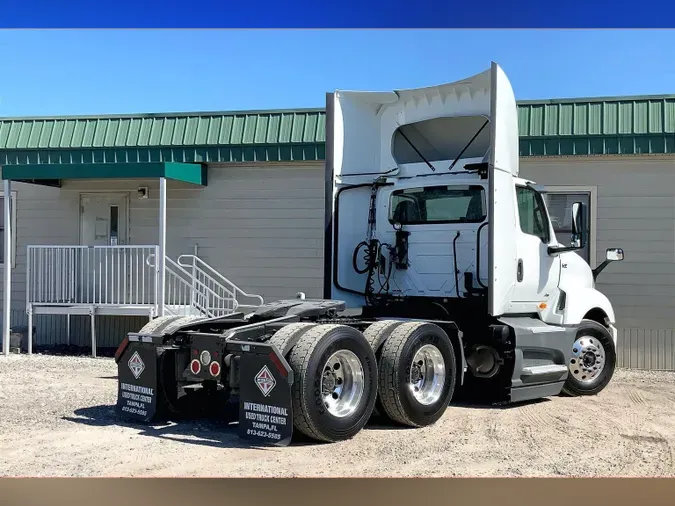 2021 INT LT625 6x4