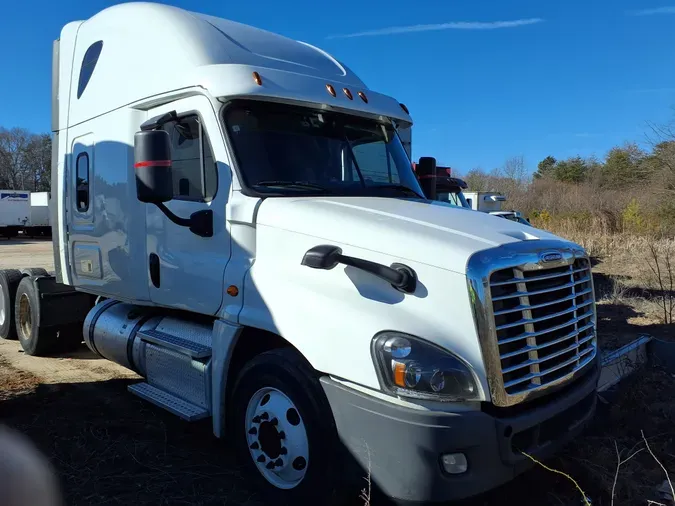 2019 FREIGHTLINER/MERCEDES CASCADIA 125