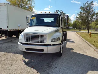 2016 FREIGHTLINER/MERCEDES M2 106