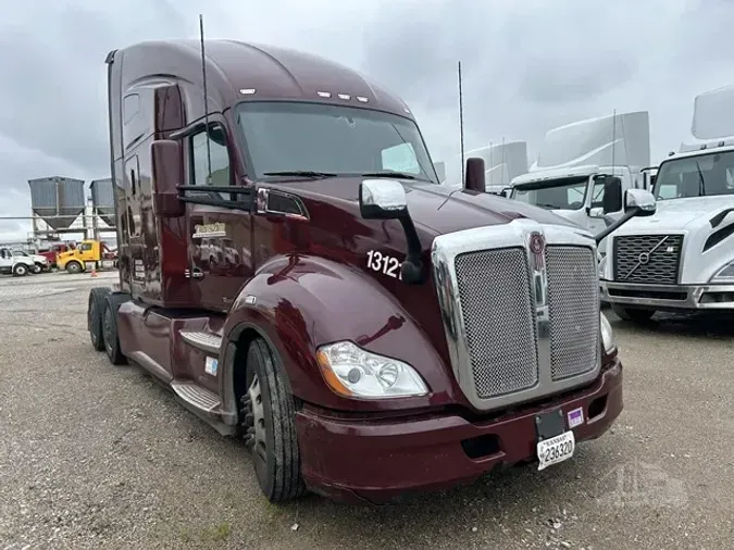 2022 KENWORTH T680