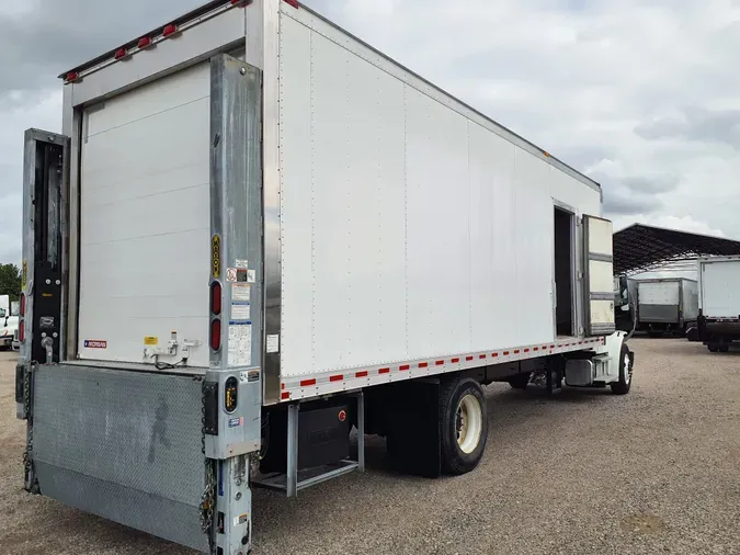 2020 FREIGHTLINER/MERCEDES M2 106