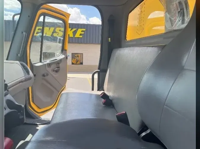 2019 Freightliner M2