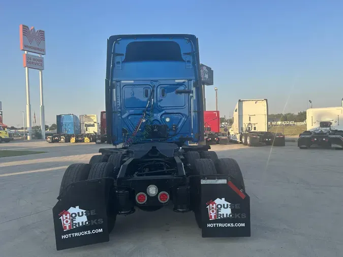 2020 Freightliner Cascadia