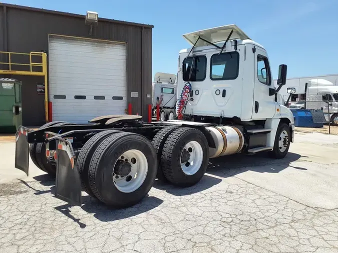 2018 FREIGHTLINER CASCADIA 125