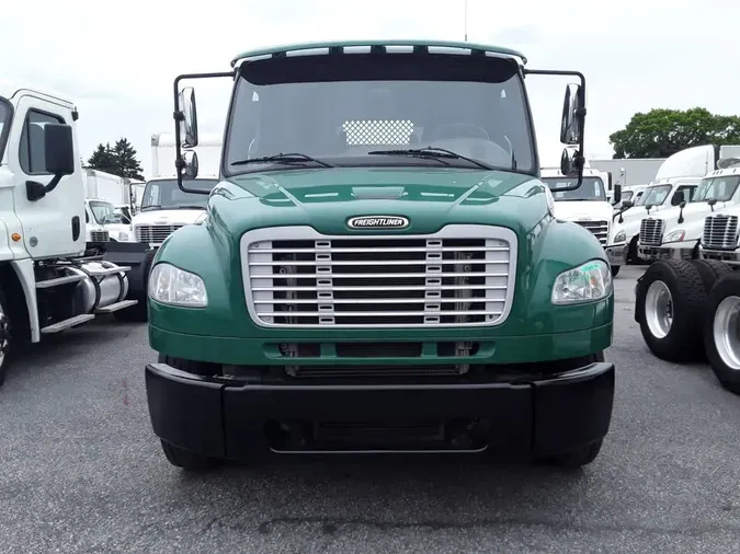 2015 FREIGHTLINER M2 106