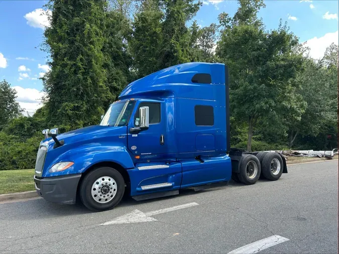 2020 International LT625