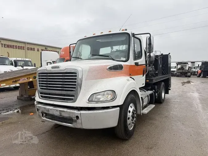 2012 FREIGHTLINER BUSINESS CLASS M2 112