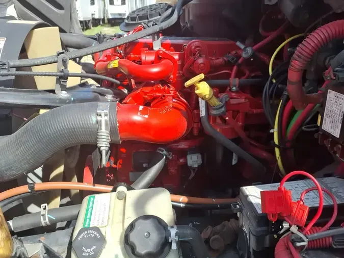 2019 FREIGHTLINER/MERCEDES M2 106