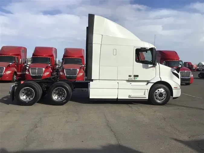 2021 VOLVO VNR64T64090a2dd19ac04a1b2ade18e33af119de3