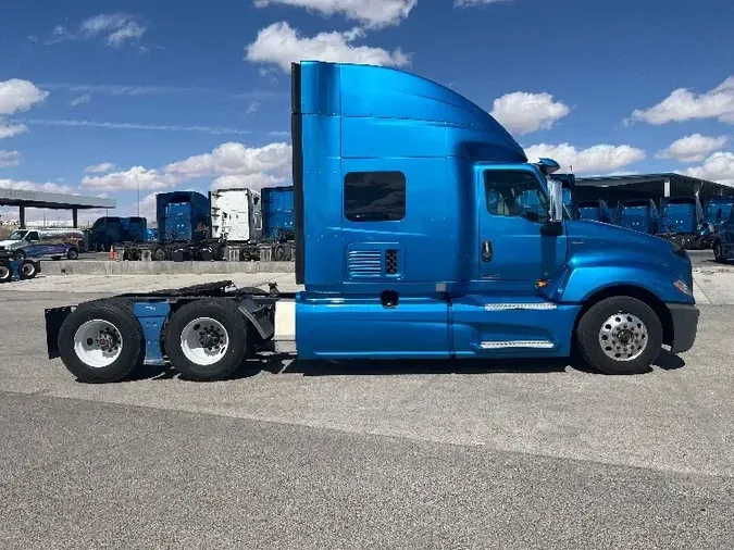 2019 International LT625