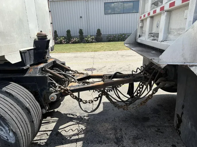 1999 Peterbilt 357