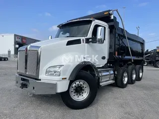 2022 KENWORTH T880