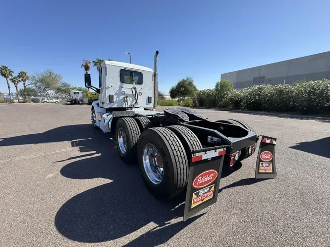 2020 Peterbilt 579