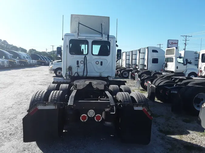 2019 FREIGHTLINER/MERCEDES CASCADIA 125