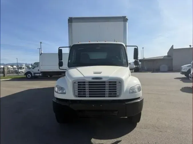 2021 Freightliner Business Class M2 106
