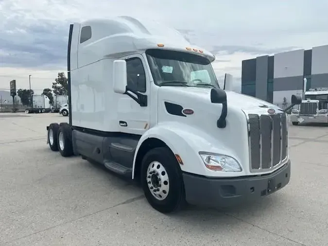 2021 Peterbilt 579