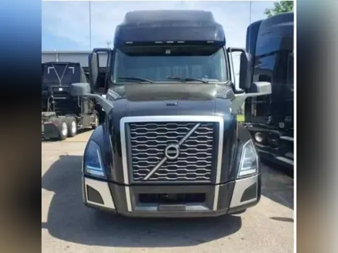 2020 Volvo VNL64T760