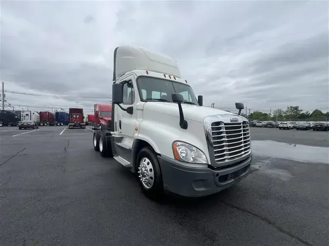 2018 FREIGHTLINER CA12562DC90b62666da84ee628eee6023fe1183b3