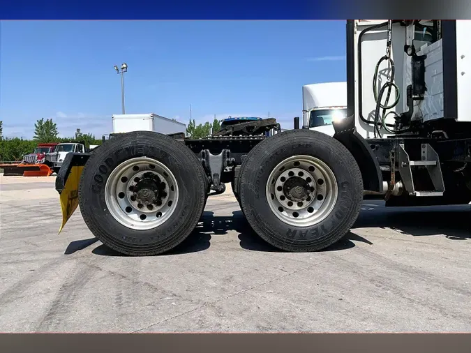 2022 INT LT625 6x490b9e68ff5191914a5461e377d6ca7a4